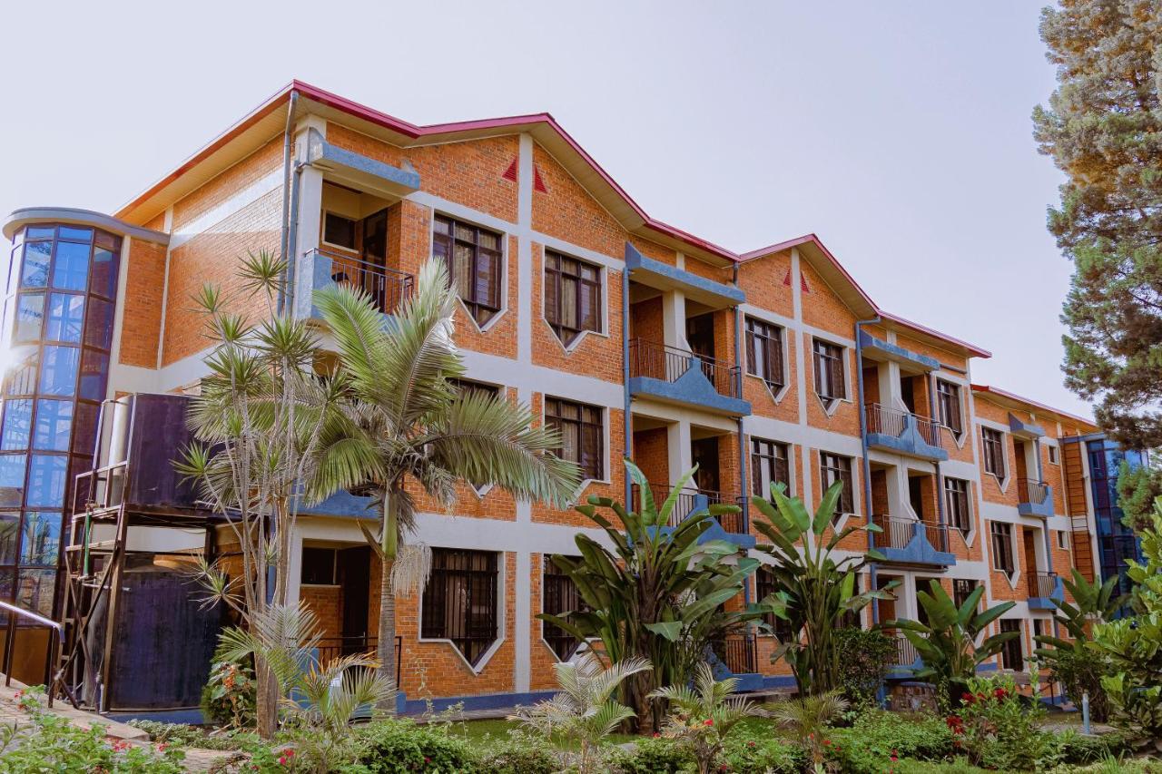 Centre Saint Vincent Pallotti Kigali Exterior photo