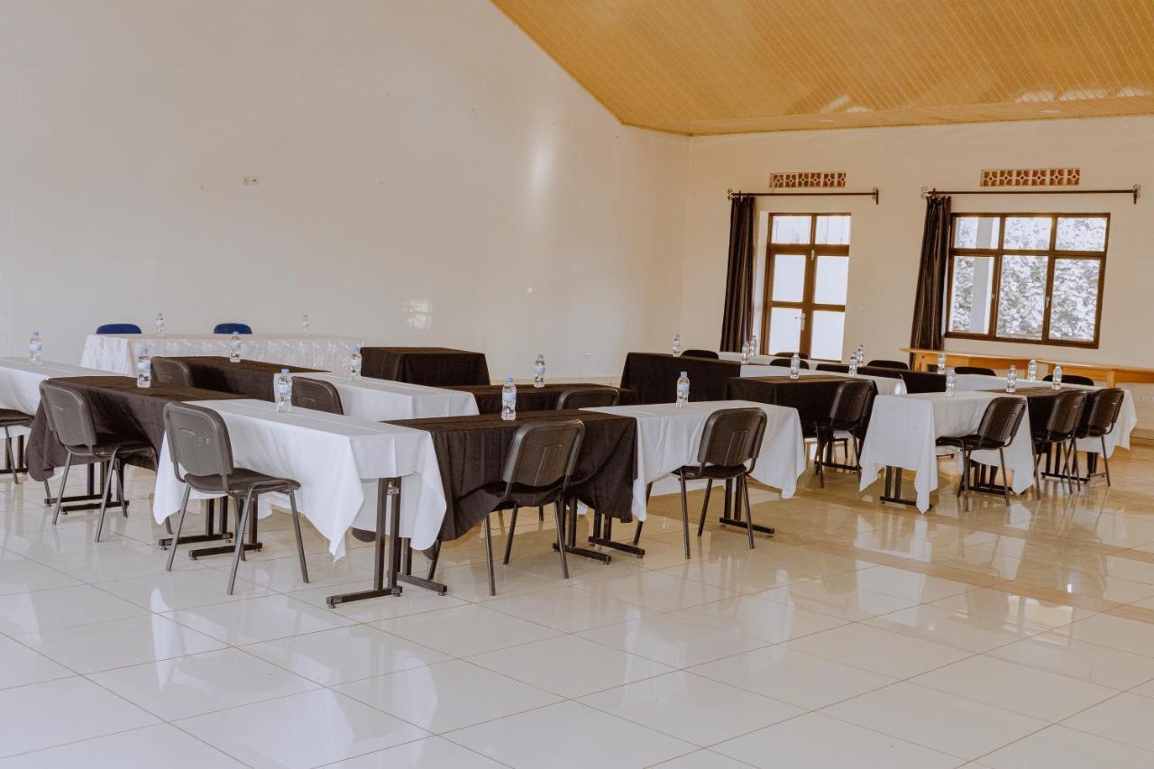 Centre Saint Vincent Pallotti Kigali Exterior photo