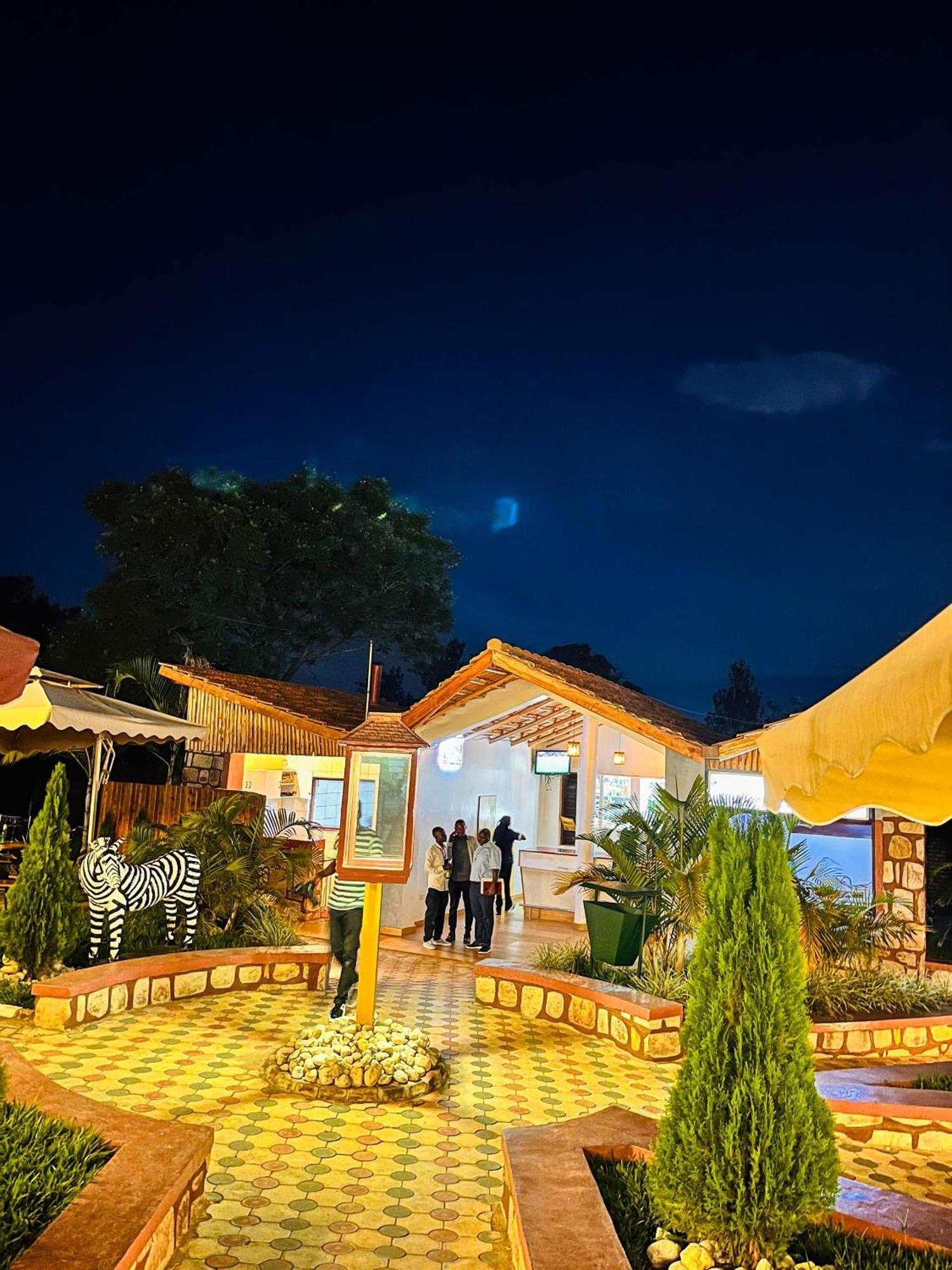 Centre Saint Vincent Pallotti Kigali Exterior photo